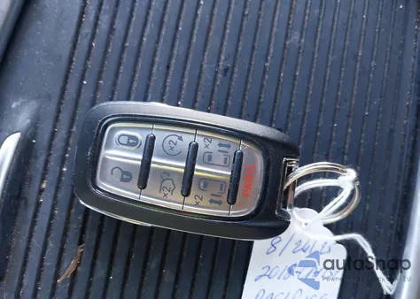 2018 Chrysler Pacifica Touring L Plus z USA, uszkodzony, nr VIN 2C4RC1EG6JR352453